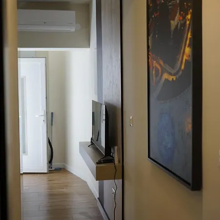 Appartamento Ghega With Pool