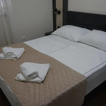 Lejlighed Ghega With Pool Zadar